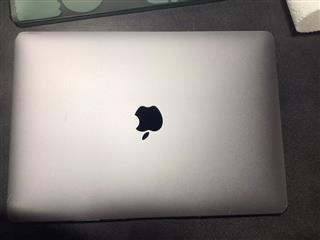 APPLE MACBOOK PRO A2289